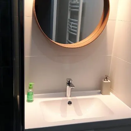 Apartment 3 Pieces Avec Jardin A 5mn De La *