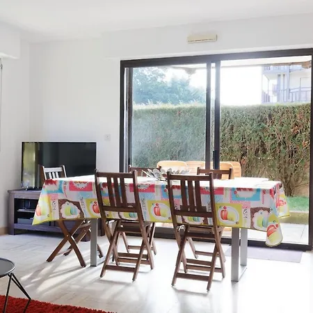 Apartment 3 Pieces Avec Jardin A 5mn De La Deauville