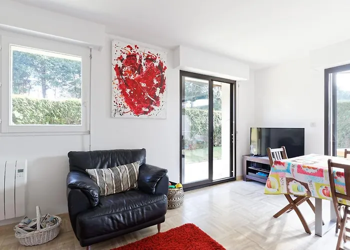 3 Pieces Avec Jardin A 5mn De La * דוביל