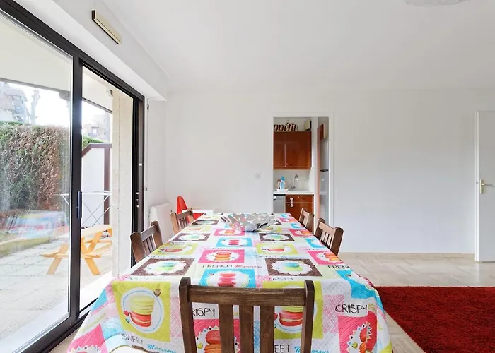 3 Pieces Avec Jardin A 5mn De La * דוביל