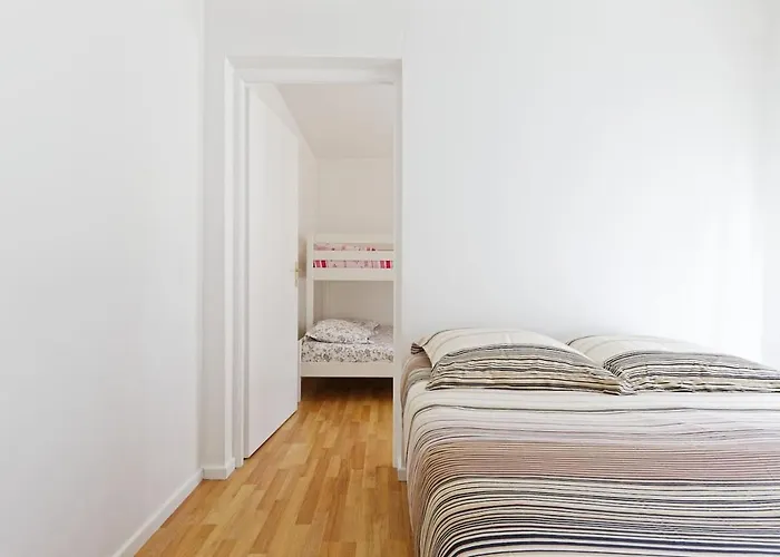 3 Pieces Avec Jardin A 5mn De La Apartament Deauville